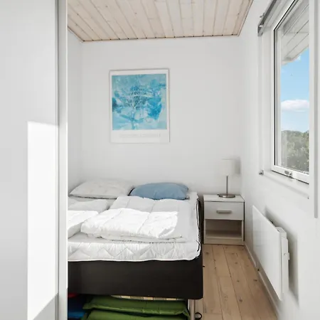 Awesome In With Kitchen Holiday home *